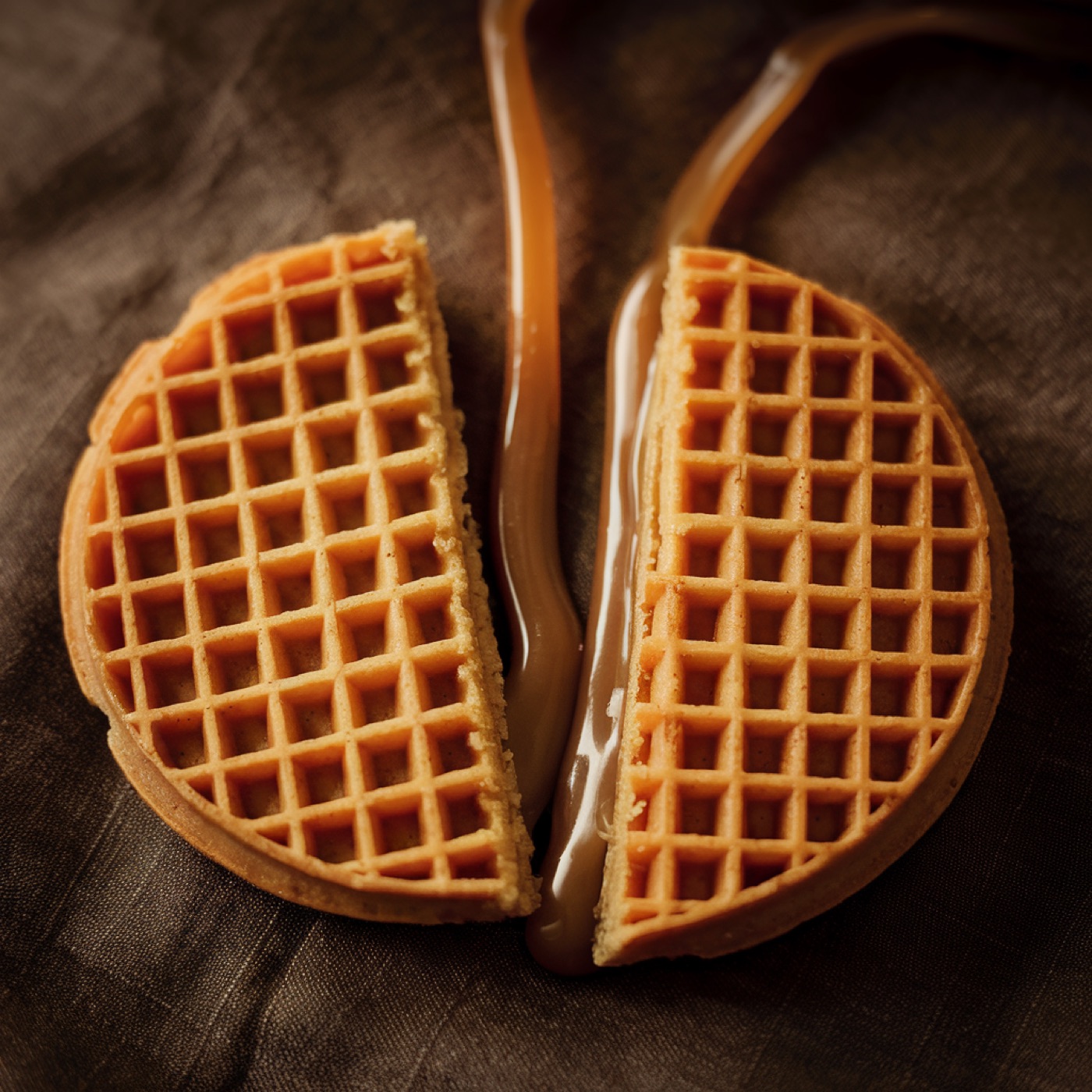 Step 03: Eat warm. Soft caramel, crisp wafel, real protein.